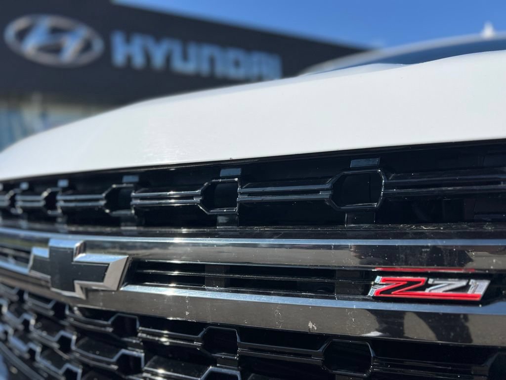 Used 2021 Chevrolet Tahoe Z71 w/ Z71 Off-Road Package AWD/4WD image 13
