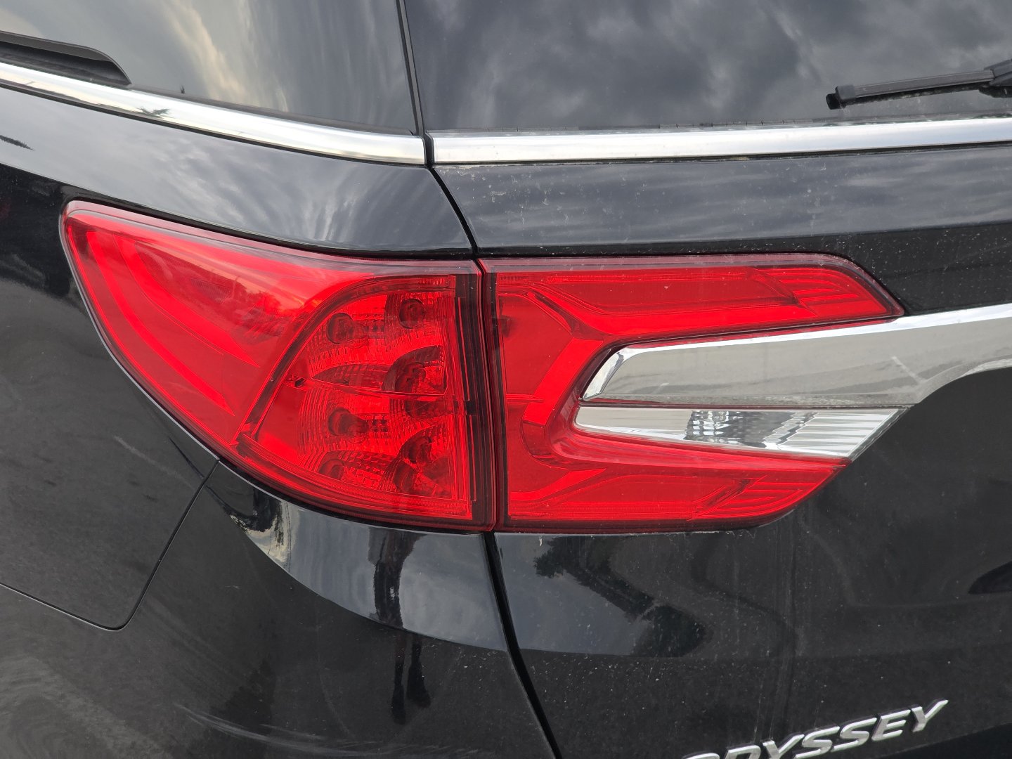 Certified 2018 Honda Odyssey EX-L image 20