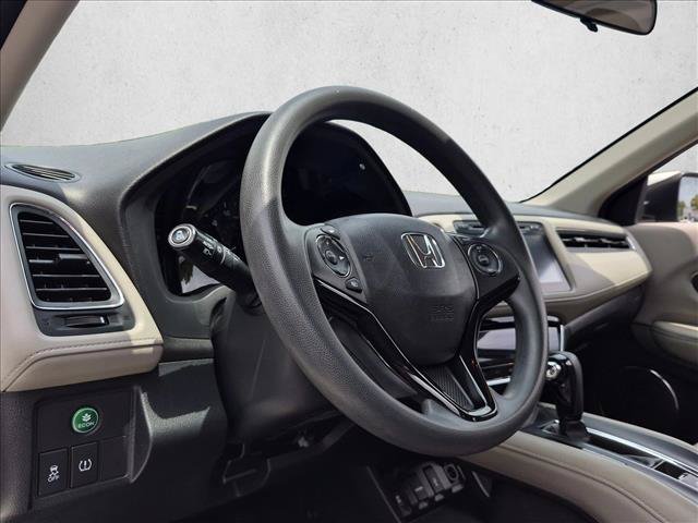 Used 2017 Honda HR-V EX image 10