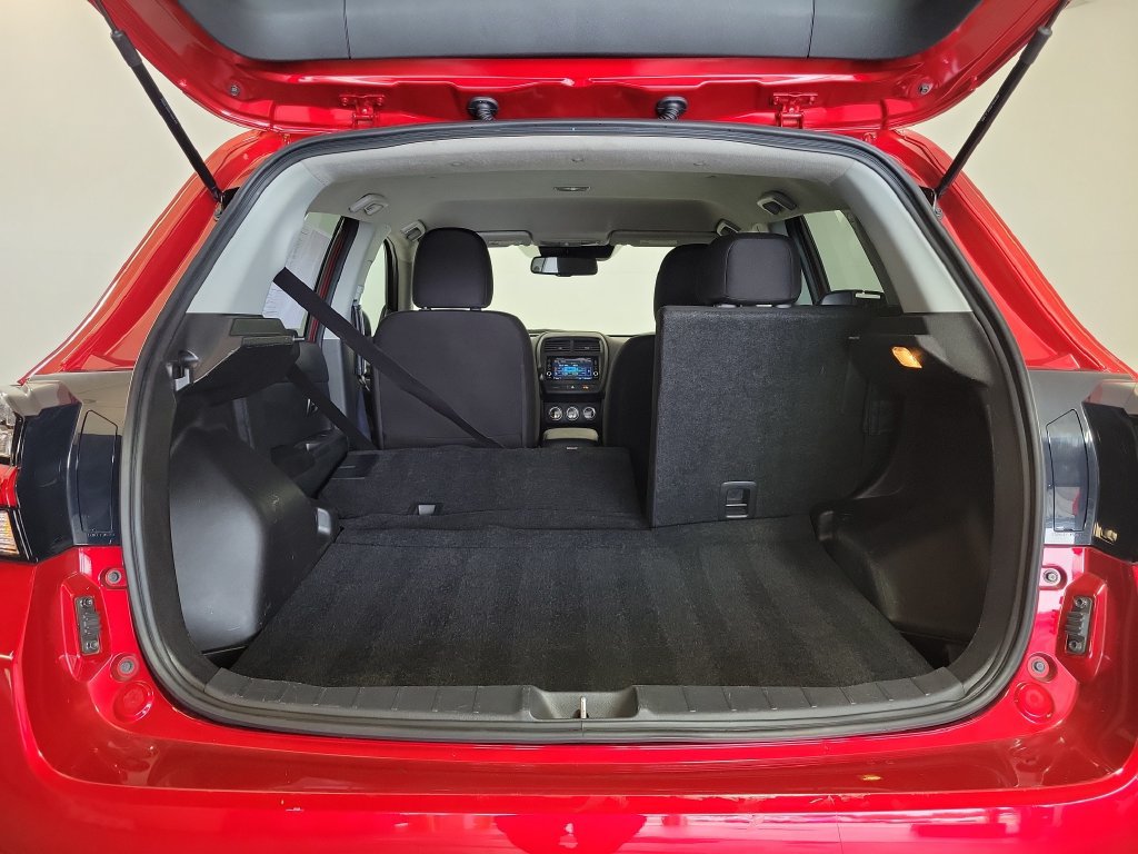 Used 2025 Mitsubishi Outlander Sport AWD image 25