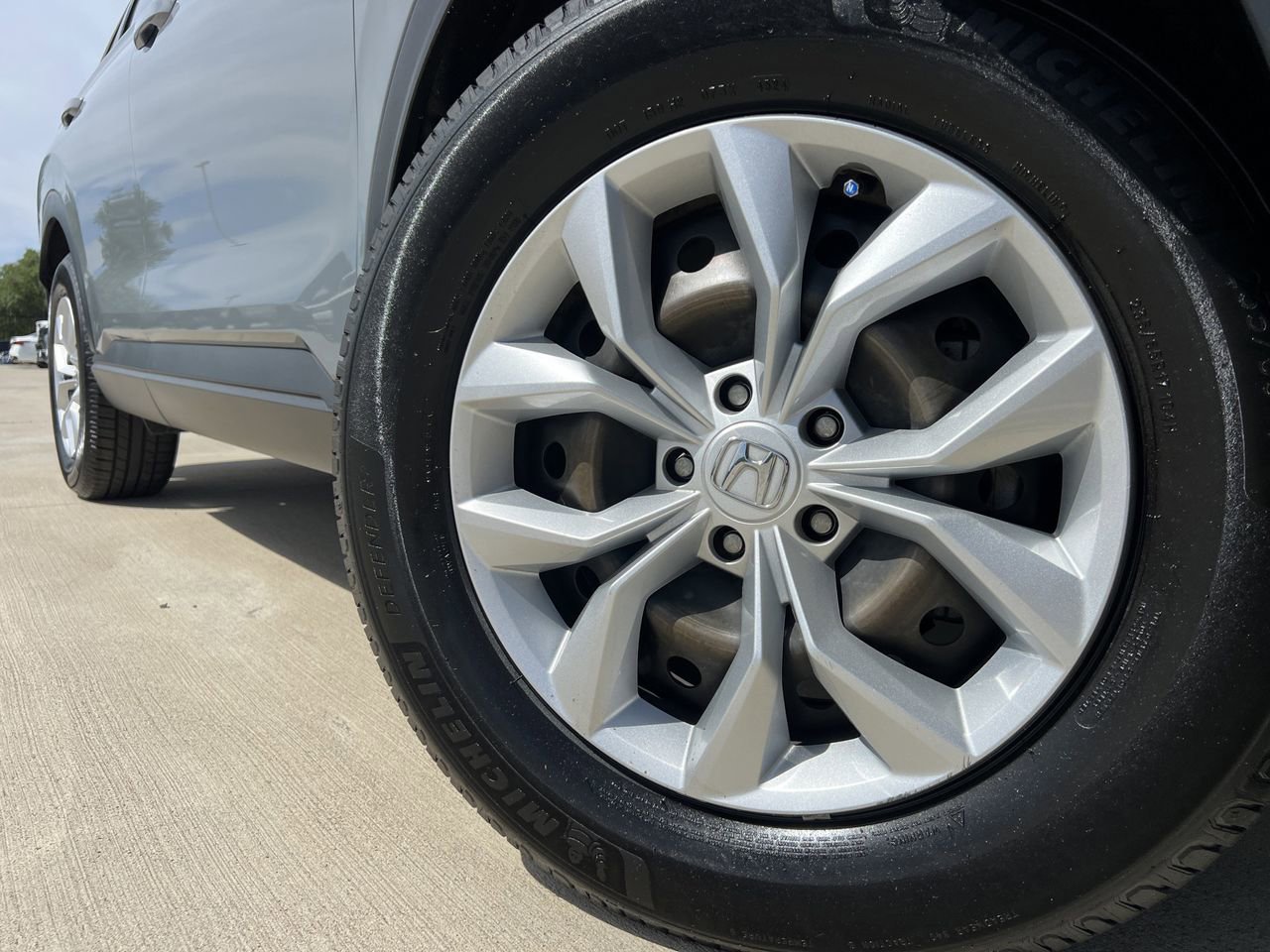 Used 2024 Honda CR-V LX image 6