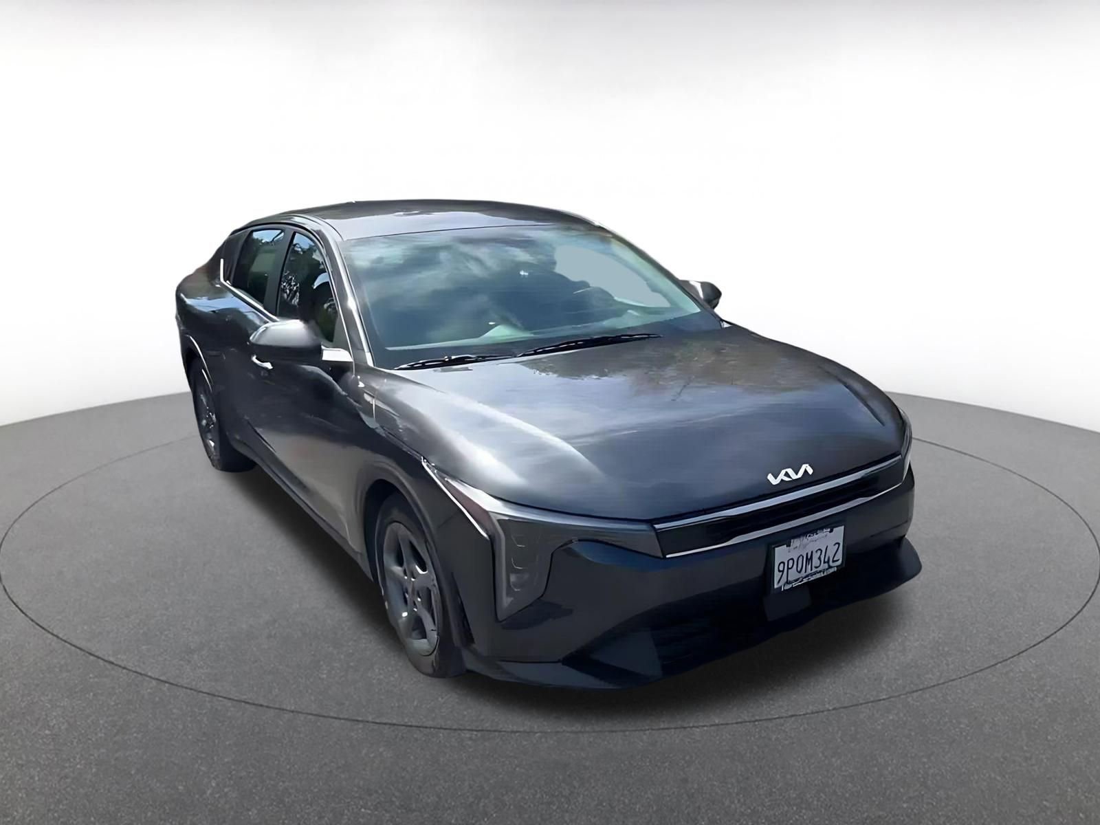 Used 2025 Kia K4 FWD image 3