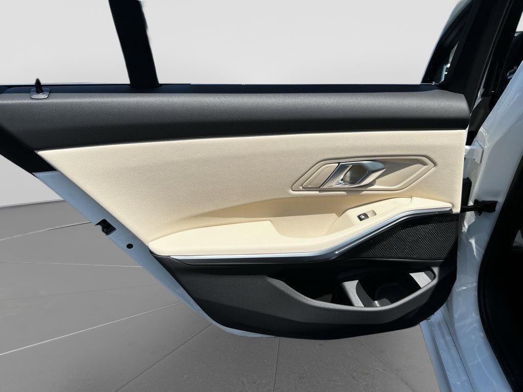 New 2026 BMW 330i Sedan w/ Premium Package RWD image 20