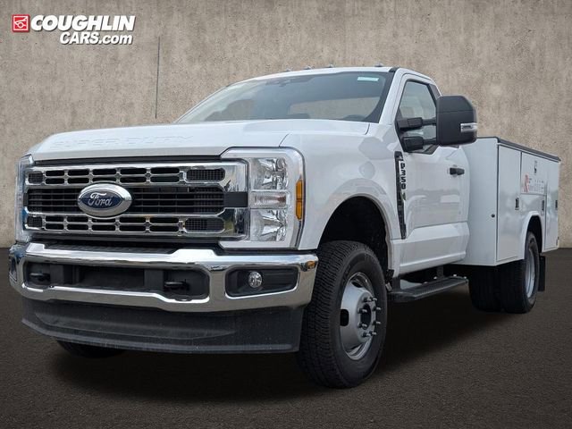 New 2025 Ford F350 XL w/ XL Chrome Package image 5