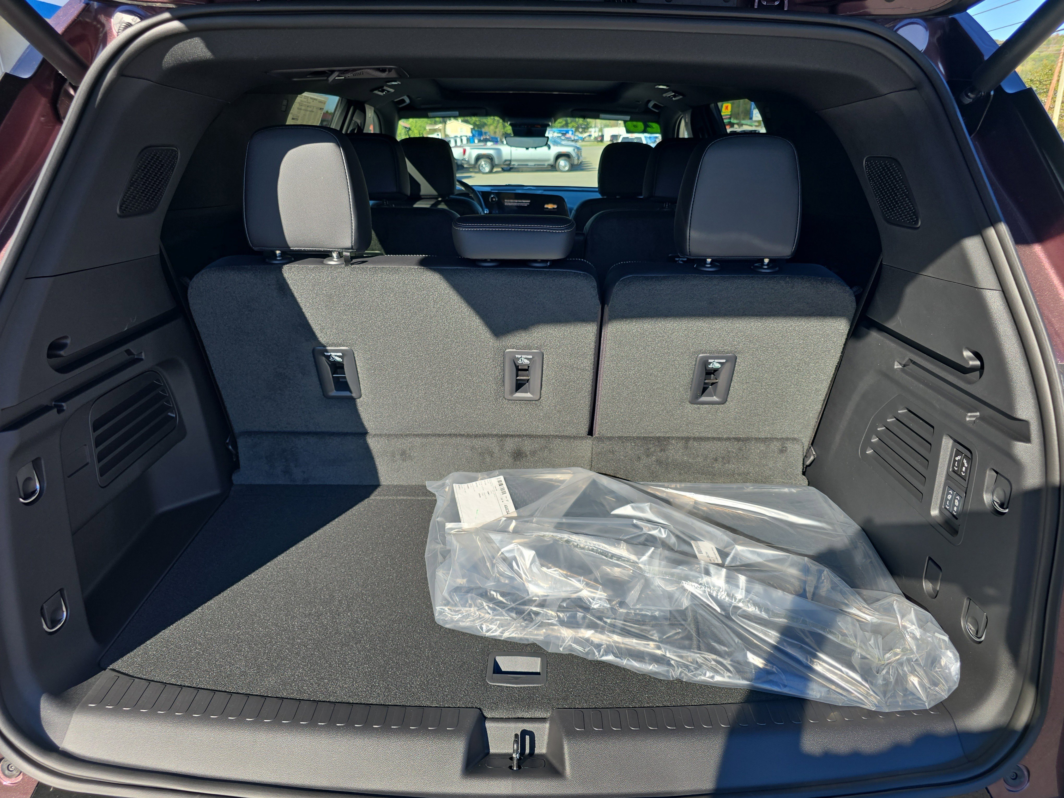 New 2026 Chevrolet Traverse High Country w/ LPO, Floor Liner Package image 5
