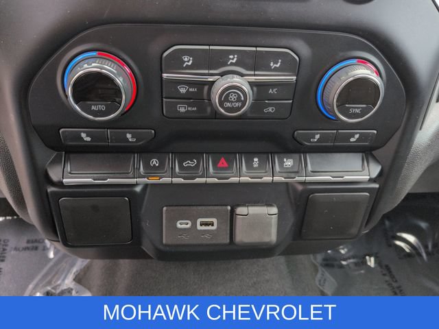 Used 2021 Chevrolet Silverado 1500 LT AWD/4WD image 18