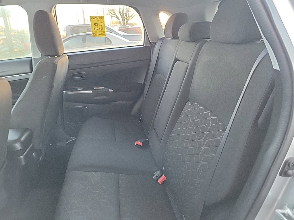 Used 2021 Mitsubishi Outlander Sport SE AWD/4WD image 13