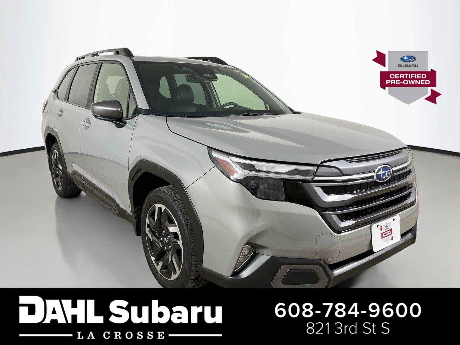 Used 2025 Subaru Forester Limited AWD/4WD image 1