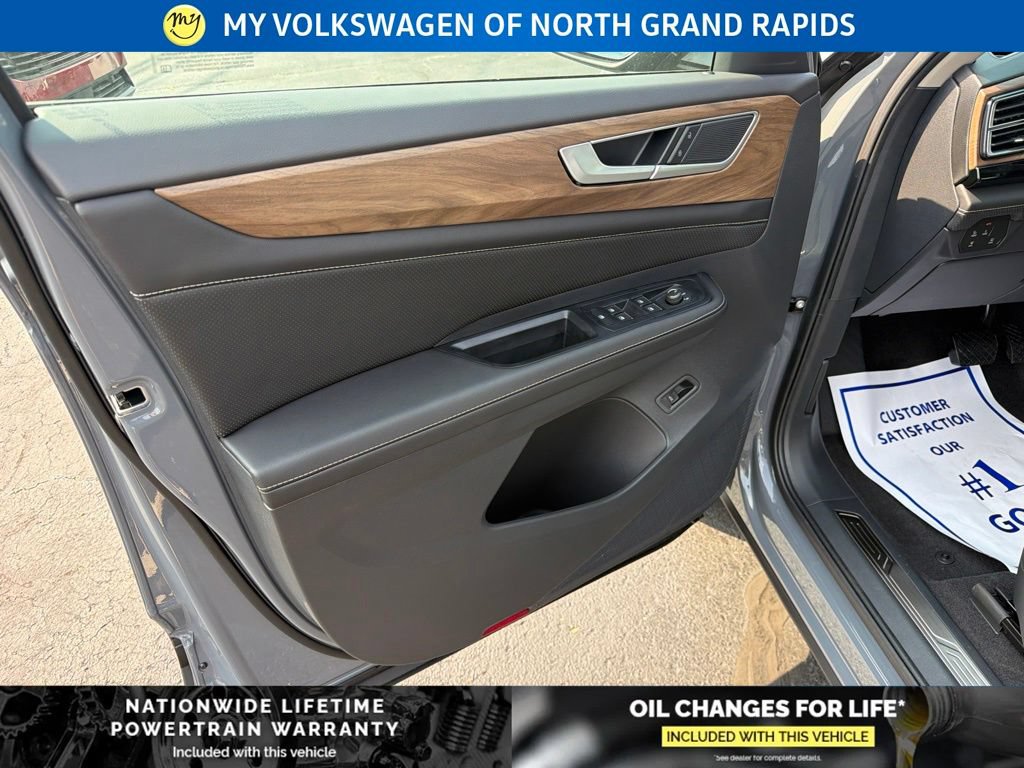 New 2026 Volkswagen Atlas SE AWD/4WD image 10