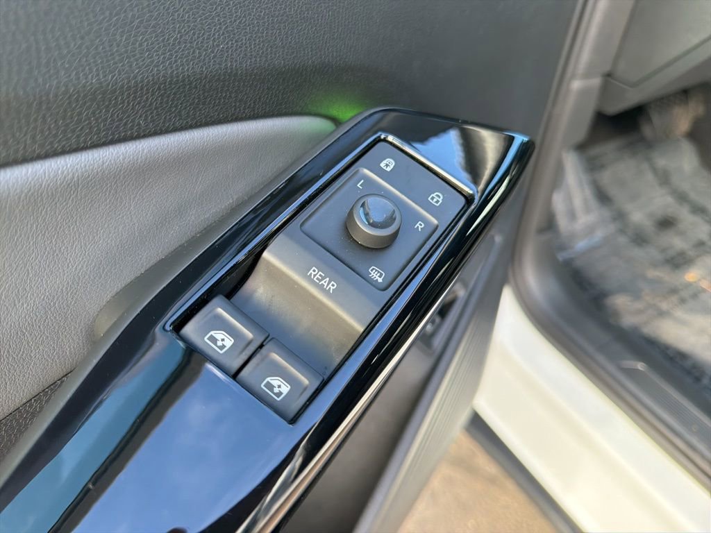 Certified 2023 Volkswagen ID.4 Pro S image 12