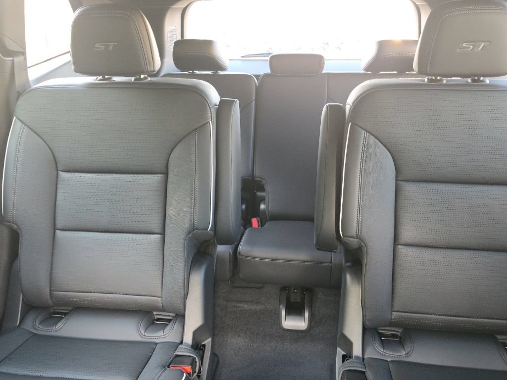 New 2026 Buick Enclave Sport Touring w/ Power Package FWD image 31