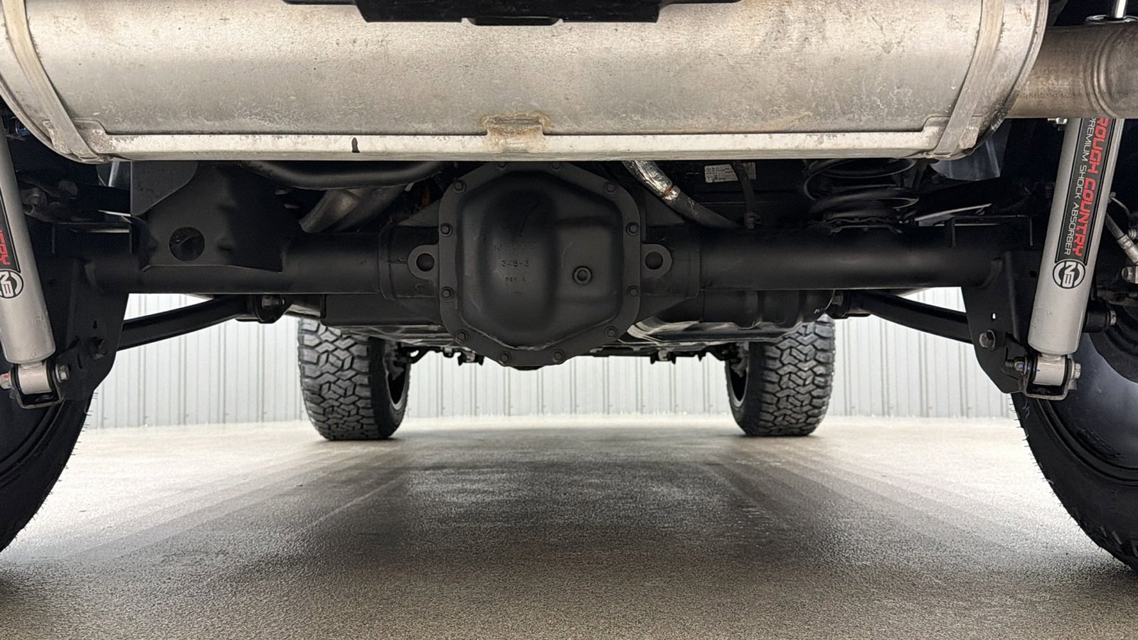 Used 2024 Jeep Wrangler Unlimited Sahara w/ Technology Group image 14