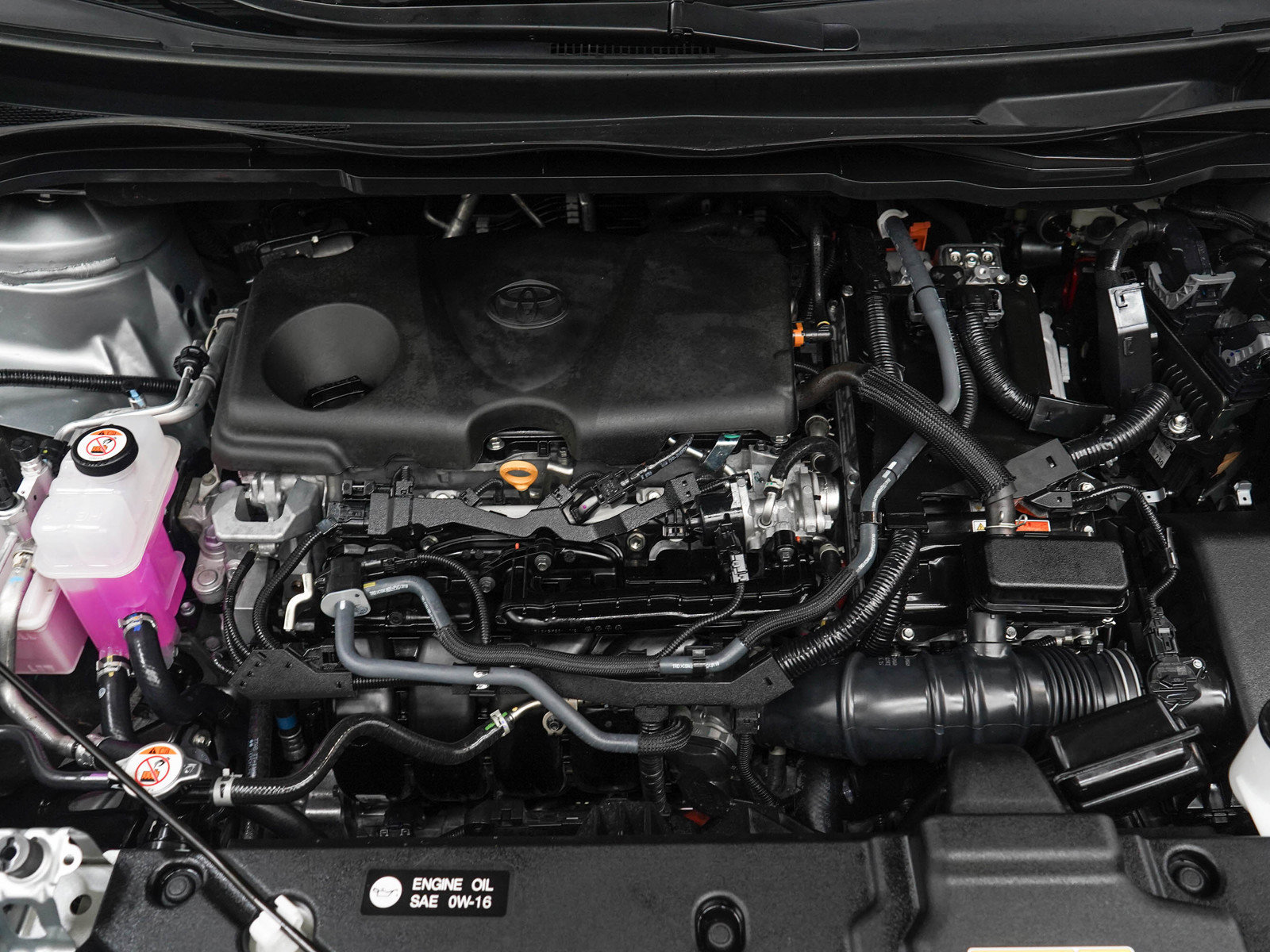 Used 2024 Toyota Sienna XLE FWD image 32