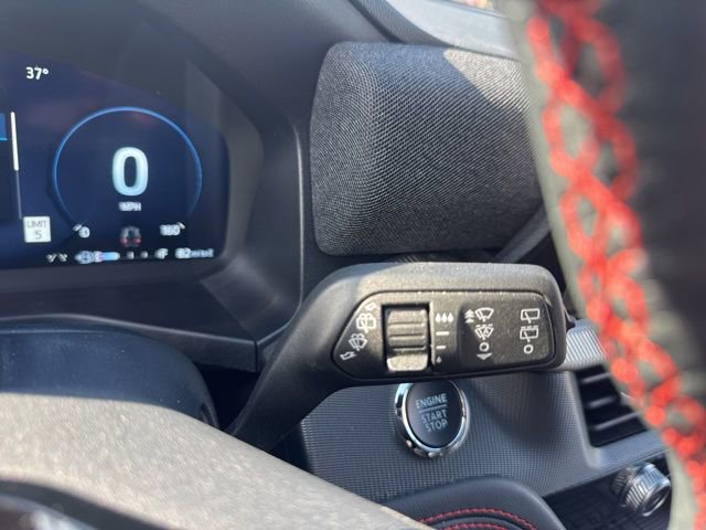 Used 2025 Ford Explorer ST-Line w/ Premium Package image 31