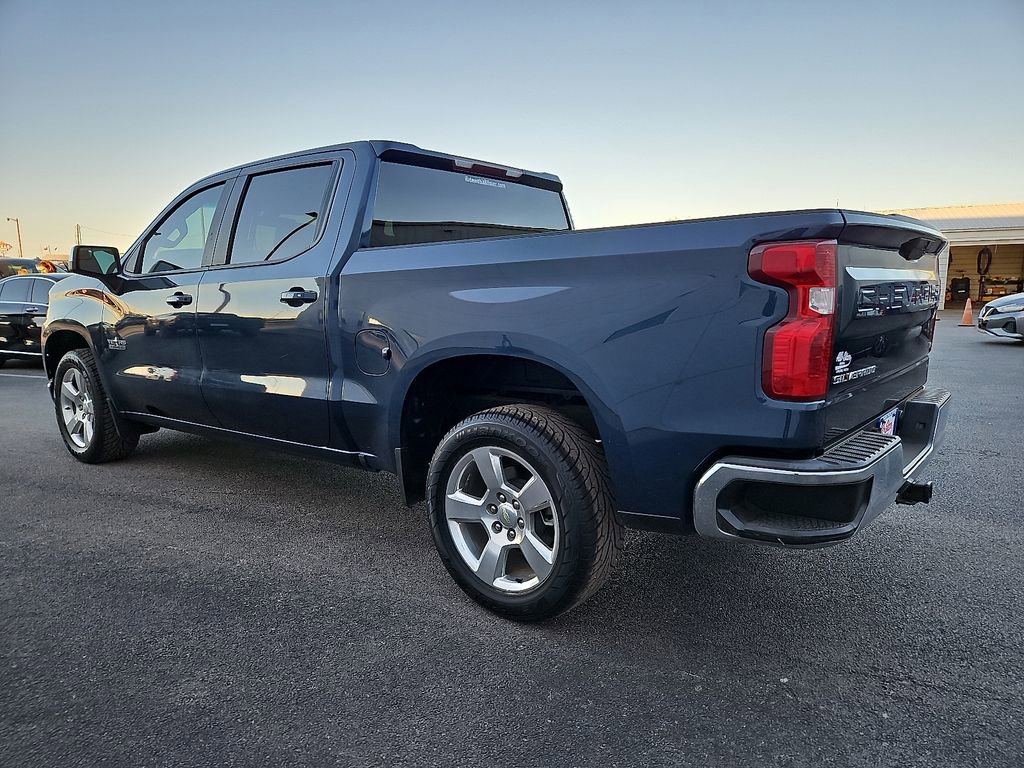 Used 2019 Chevrolet Silverado 1500 LT w/ Texas Edition image 4