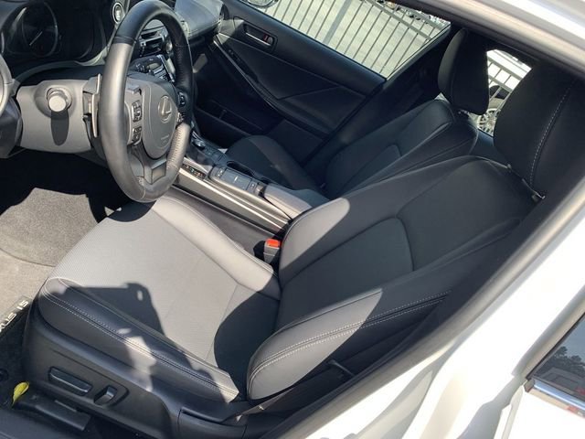 Used 2024 Lexus IS 350 F Sport w/ Navigation Package AWD/4WD image 18