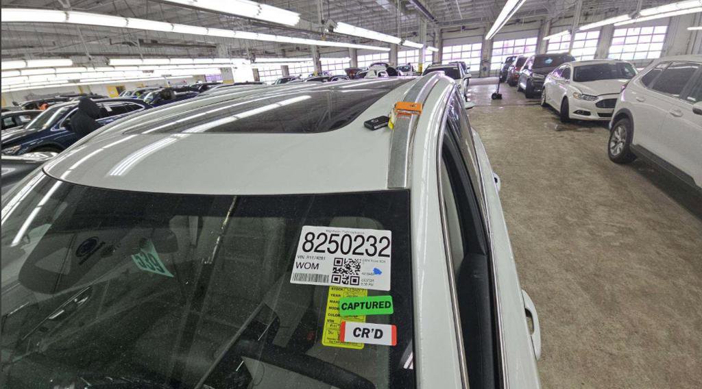 Used 2024 Volvo XC90 B6 Ultimate w/ Protection Package Premier image 8