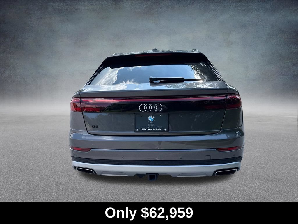 Used 2025 Audi Q8 Premium w/ Convenience Package AWD/4WD image 4