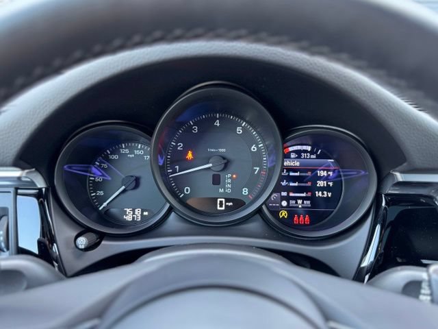 Certified 2026 Porsche Macan AWD/4WD image 22