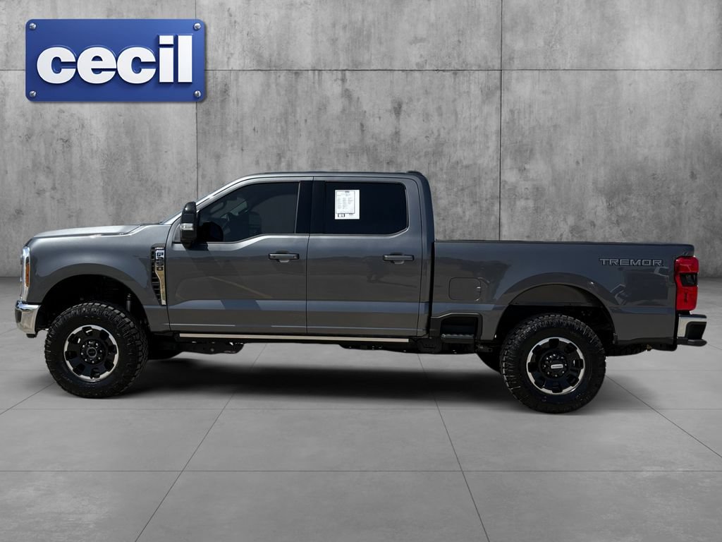 Used 2026 Ford F250 Lariat w/ Tremor Off-Road Package AWD/4WD image 8