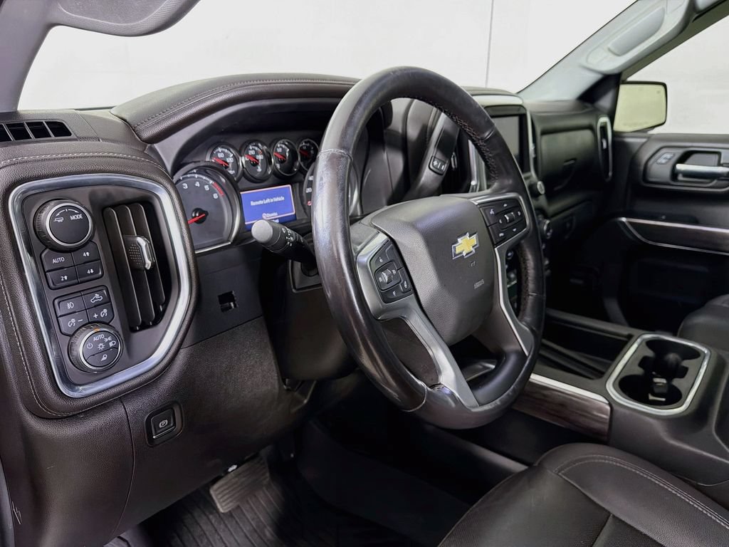 Used 2022 Chevrolet Silverado 1500 LTZ AWD/4WD image 10