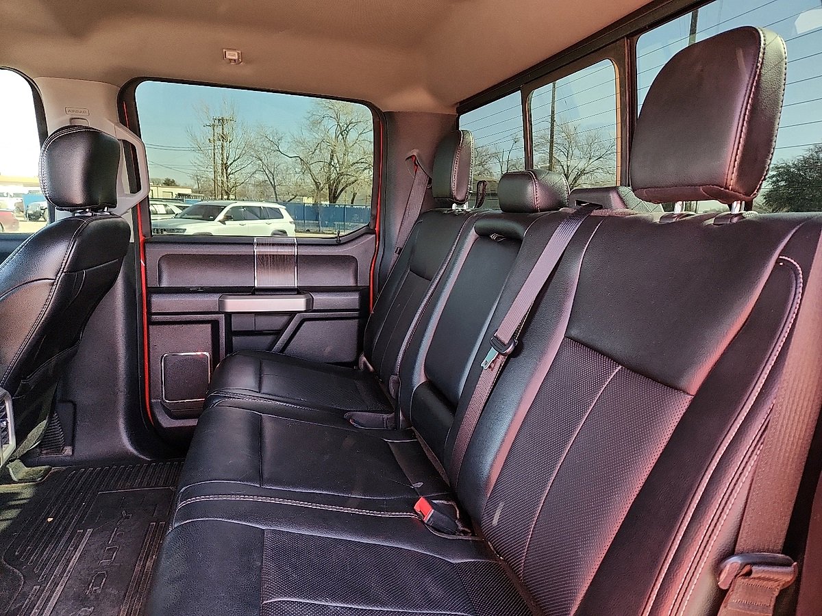 Used 2020 Ford F350 Lariat image 5