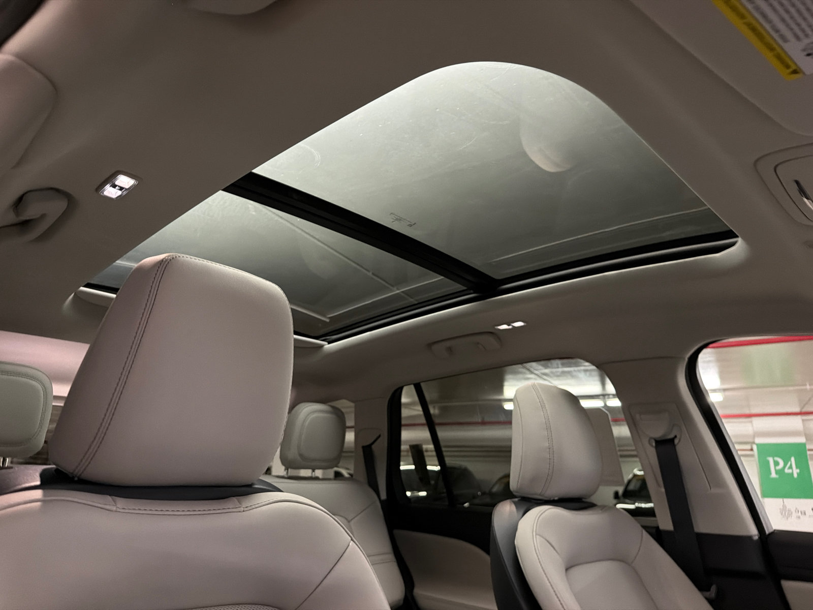 New 2027 Lincoln Aviator AWD image 13