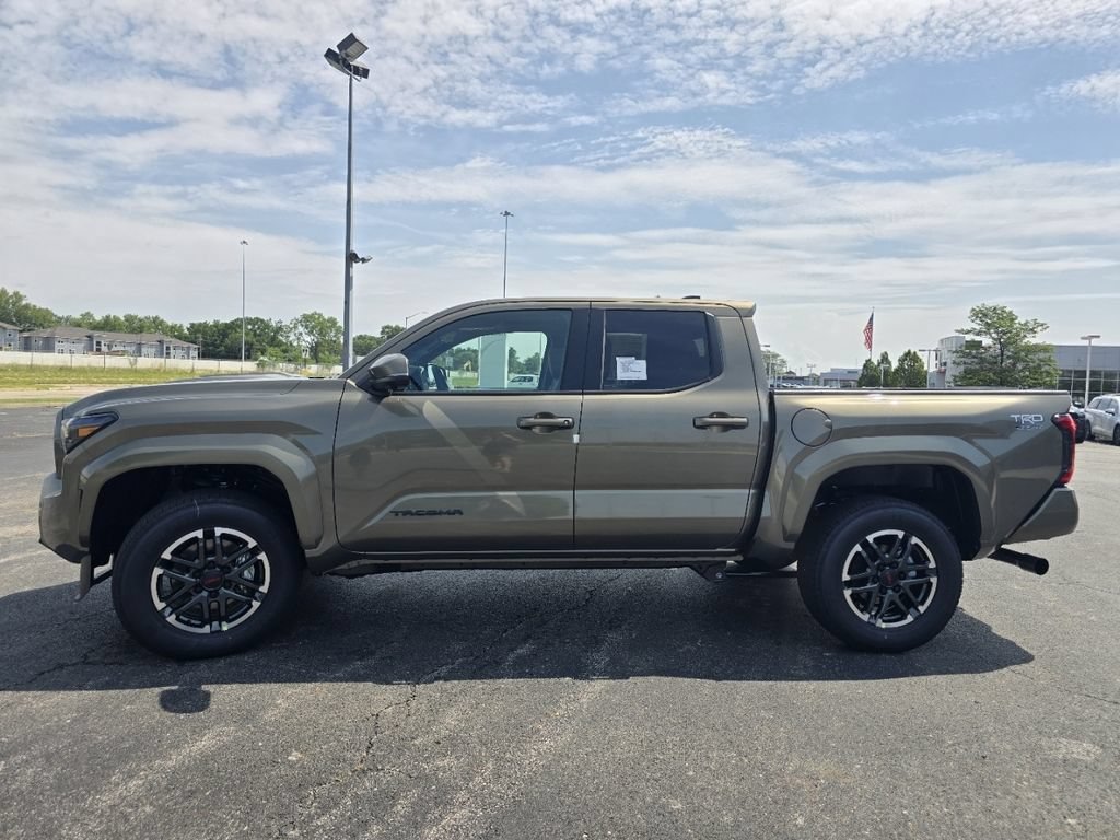 New 2026 Toyota Tacoma TRD Sport AWD/4WD image 15