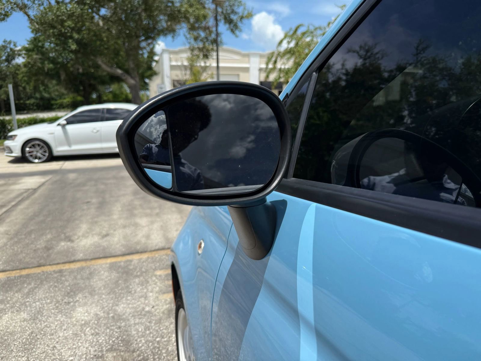 Used 2015 FIAT 500 e image 23
