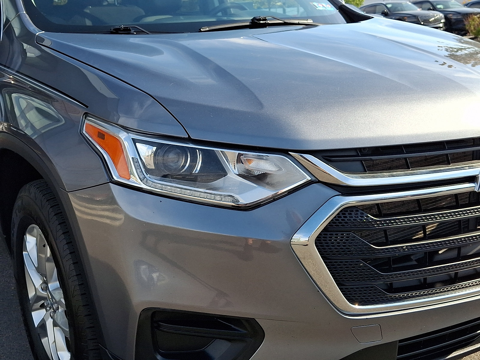 Used 2021 Chevrolet Traverse LS FWD image 9