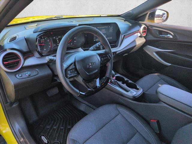 Certified 2024 Chevrolet Trax RS w/ Driver Confidence Package image 12