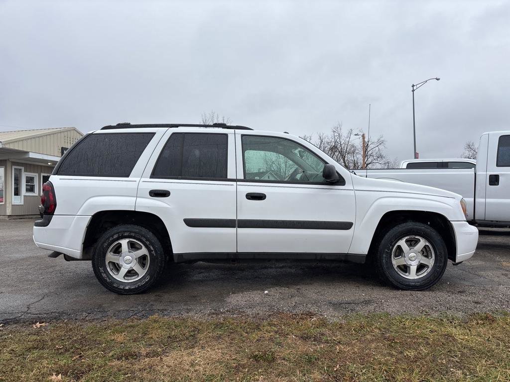 Used 2005 Chevrolet TrailBlazer LS AWD/4WD image 8