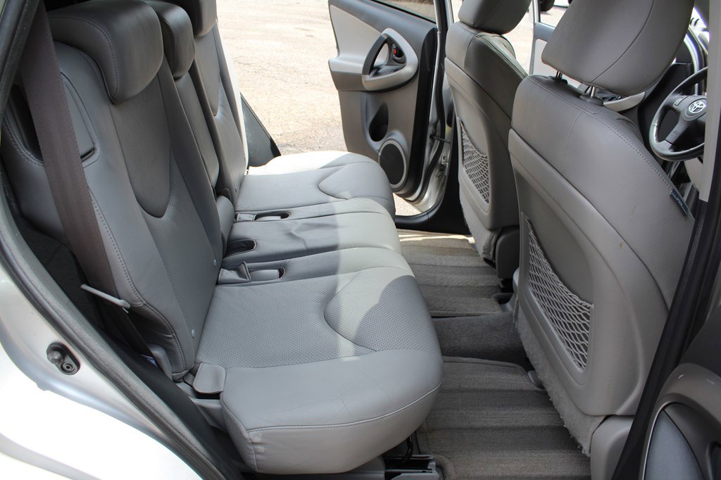 Used 2009 Toyota RAV4 Limited image 26