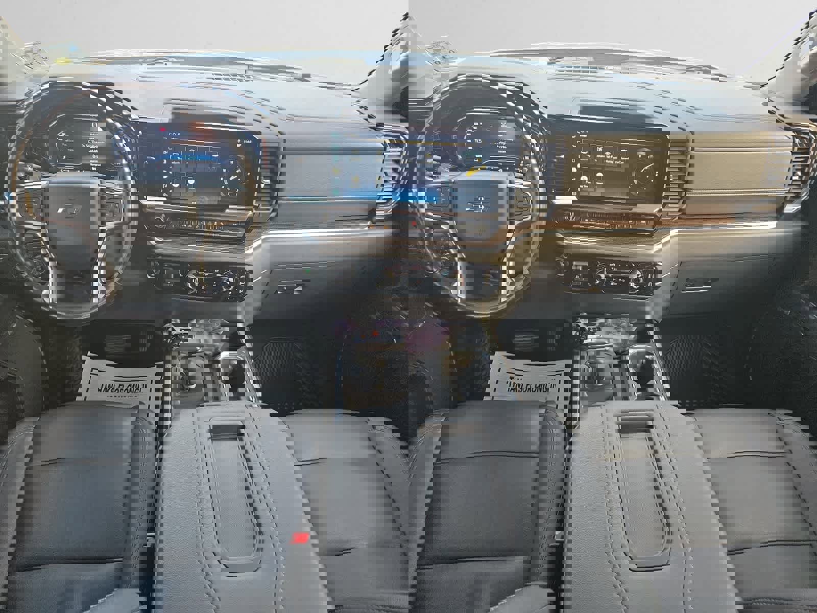 Used 2022 Chevrolet Silverado 1500 RST w/ Convenience Package II image 10