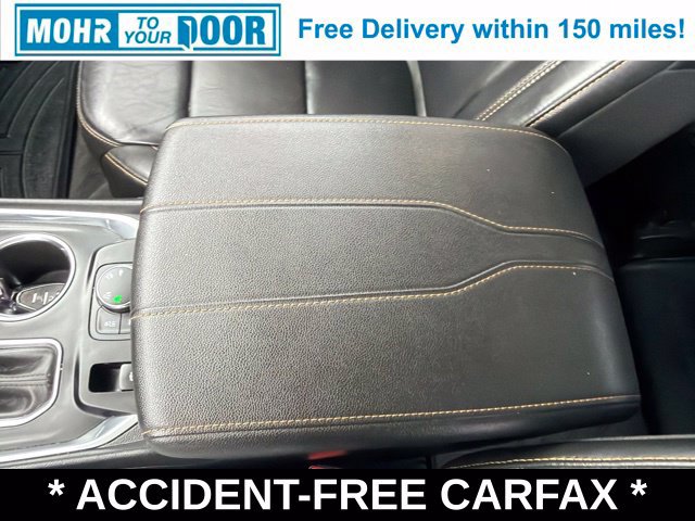 Used 2020 Chevrolet Traverse RS AWD/4WD image 28