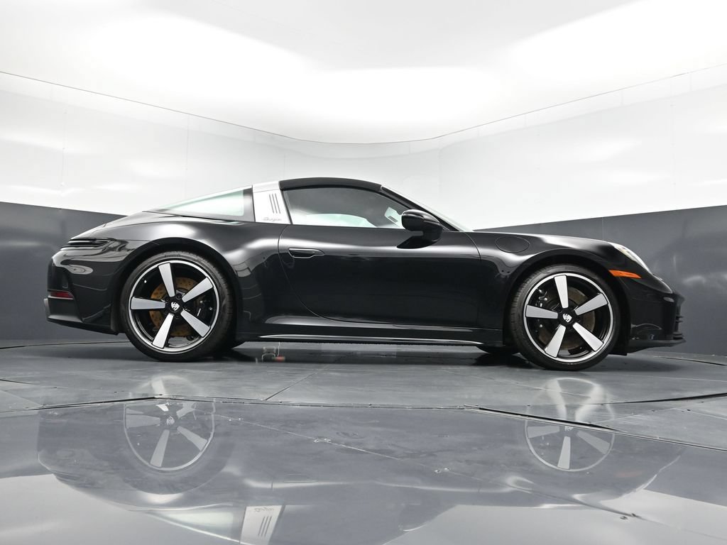 Certified 2026 Porsche 911 Targa 4S AWD/4WD image 30