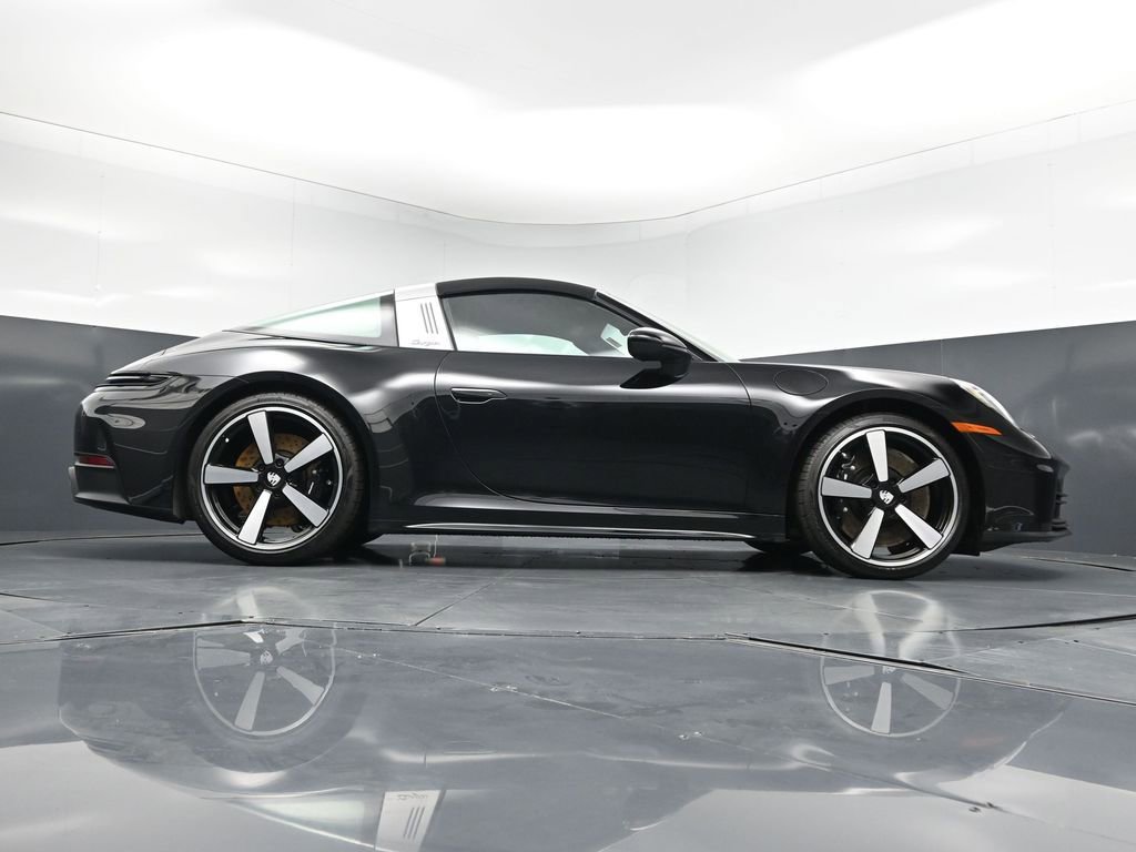 Certified 2026 Porsche 911 Targa 4S AWD/4WD image 30