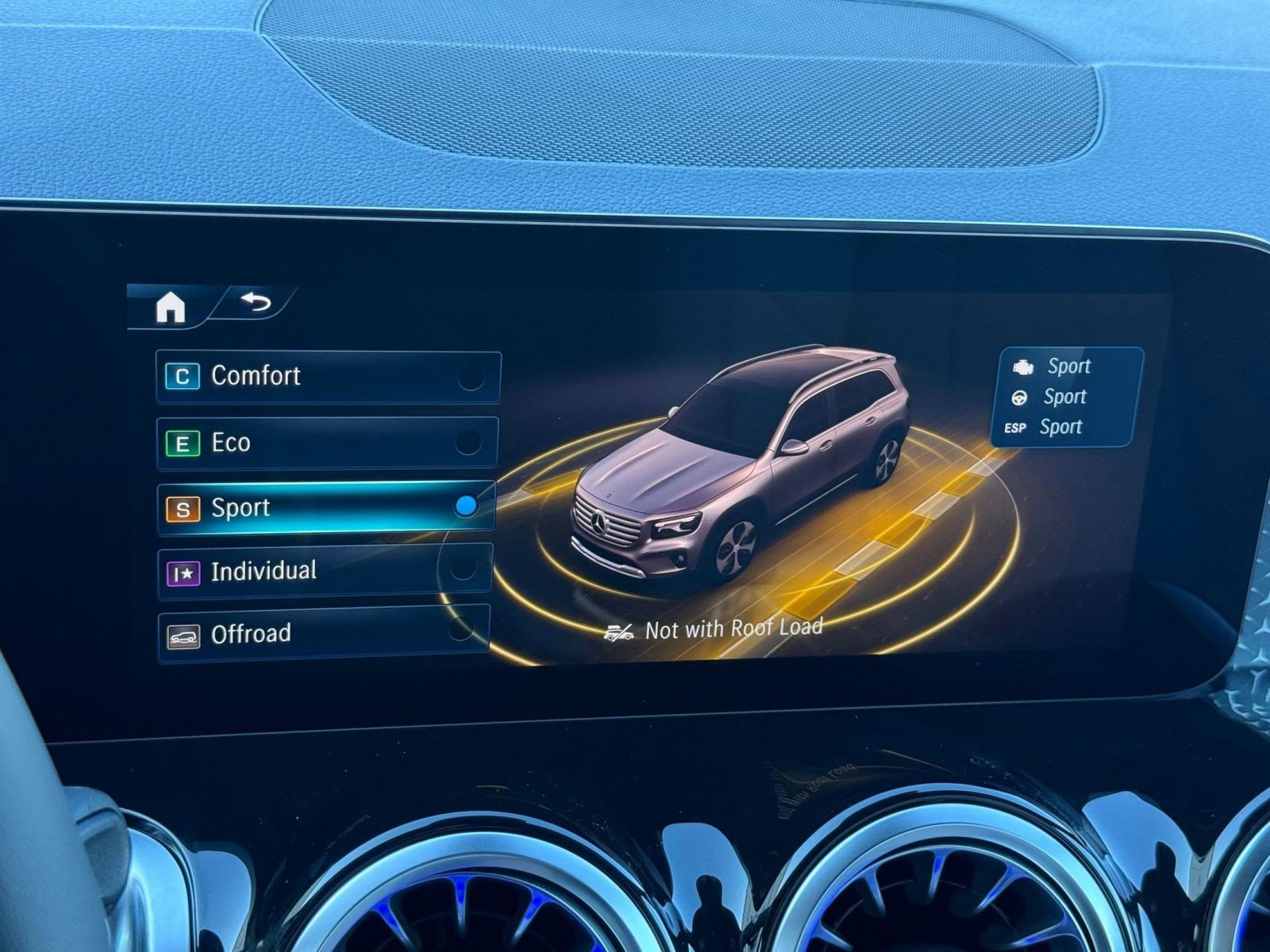 New 2026 Mercedes-Benz GLB 250 4MATIC image 29