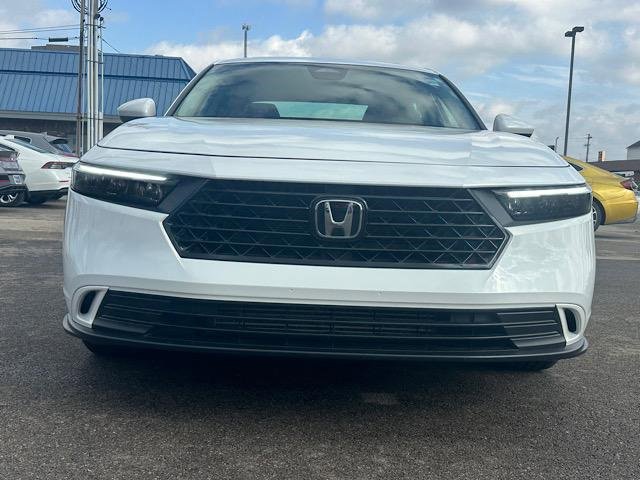 Used 2024 Honda Accord EX image 11