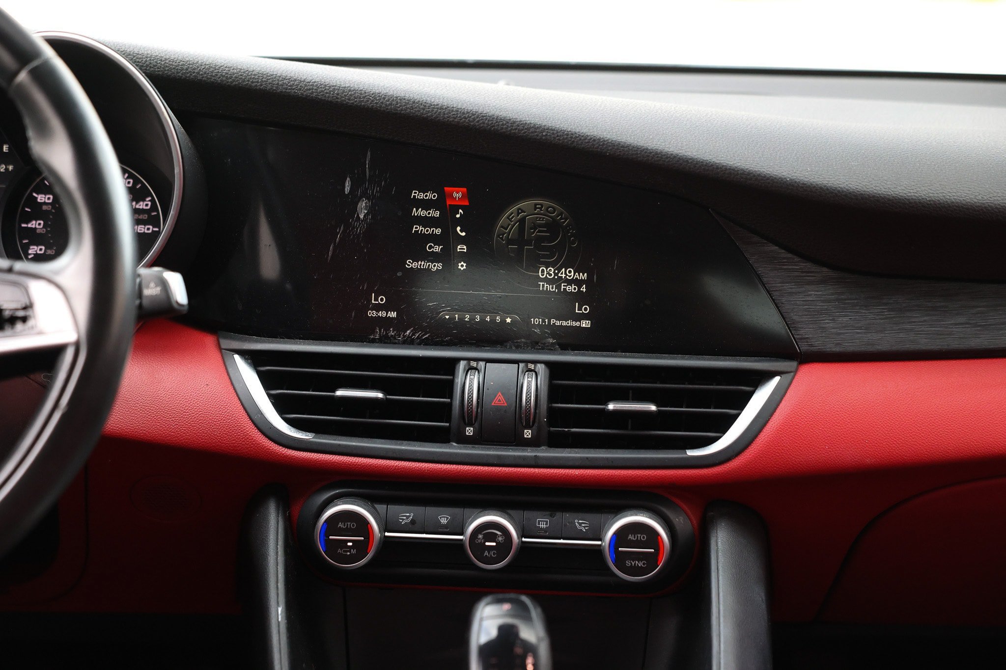 Used 2019 Alfa Romeo Giulia w/ Quick Order Package 22K Sport RWD image 39