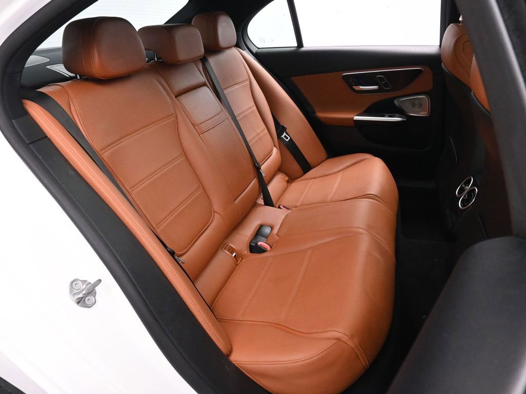 Used 2024 Mercedes-Benz C 300 4MATIC Sedan image 22