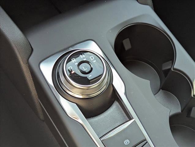 New 2026 Ford Escape Active FWD image 11