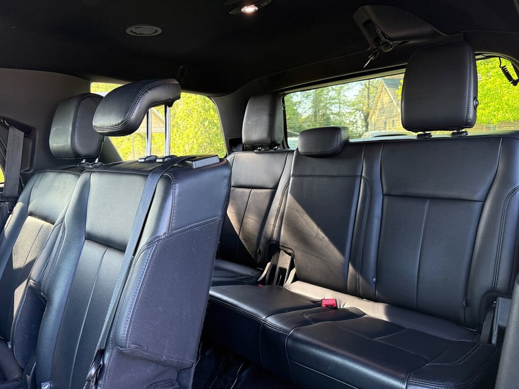 Certified 2019 Ford Expedition XLT w/ Equipment Group 202A AWD/4WD image 20