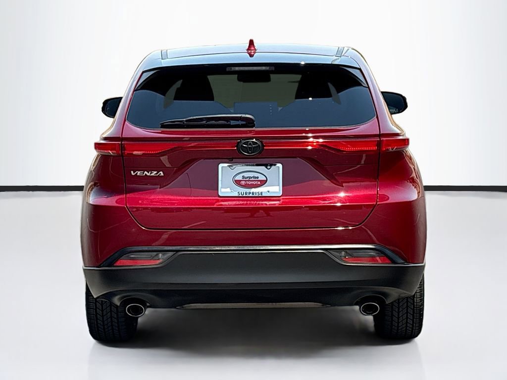 Used 2021 Toyota Venza LE w/ Carpet Mat Package (TMS) AWD/4WD image 6
