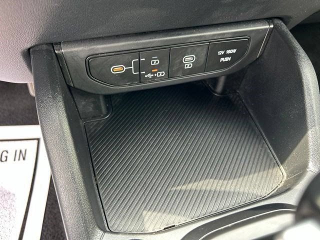 Used 2025 Kia K4 FWD image 30