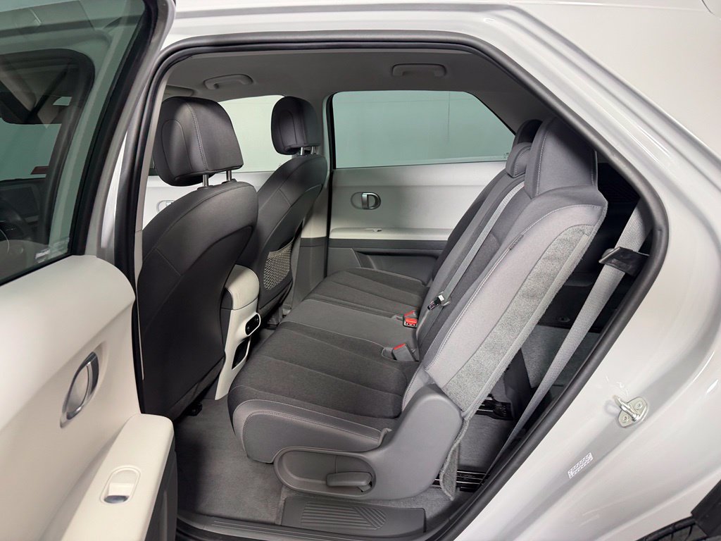 Used 2024 Hyundai Ioniq 5 SEL RWD image 15