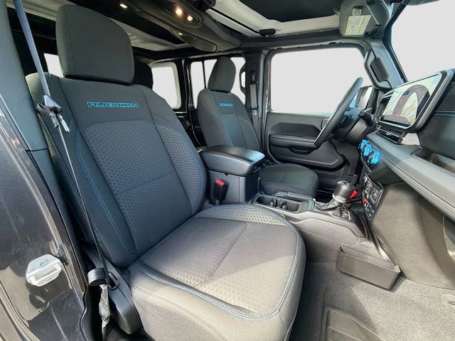 Used 2024 Jeep Wrangler Unlimited Rubicon 4xe w/ Technology Group image 28