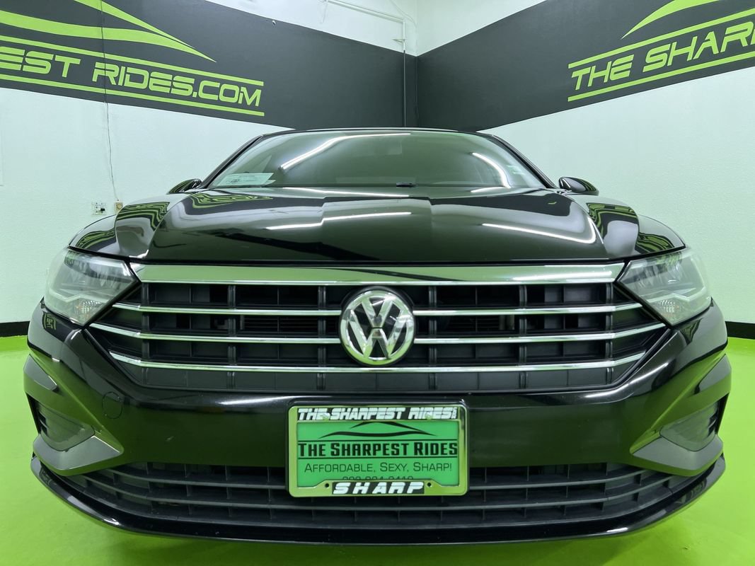 Used 2020 Volkswagen Jetta R-Line FWD image 3