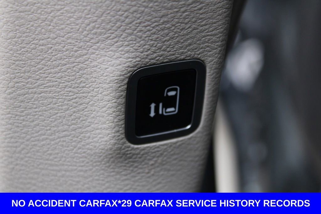 Used 2018 Chrysler Pacifica Touring-L Plus image 26