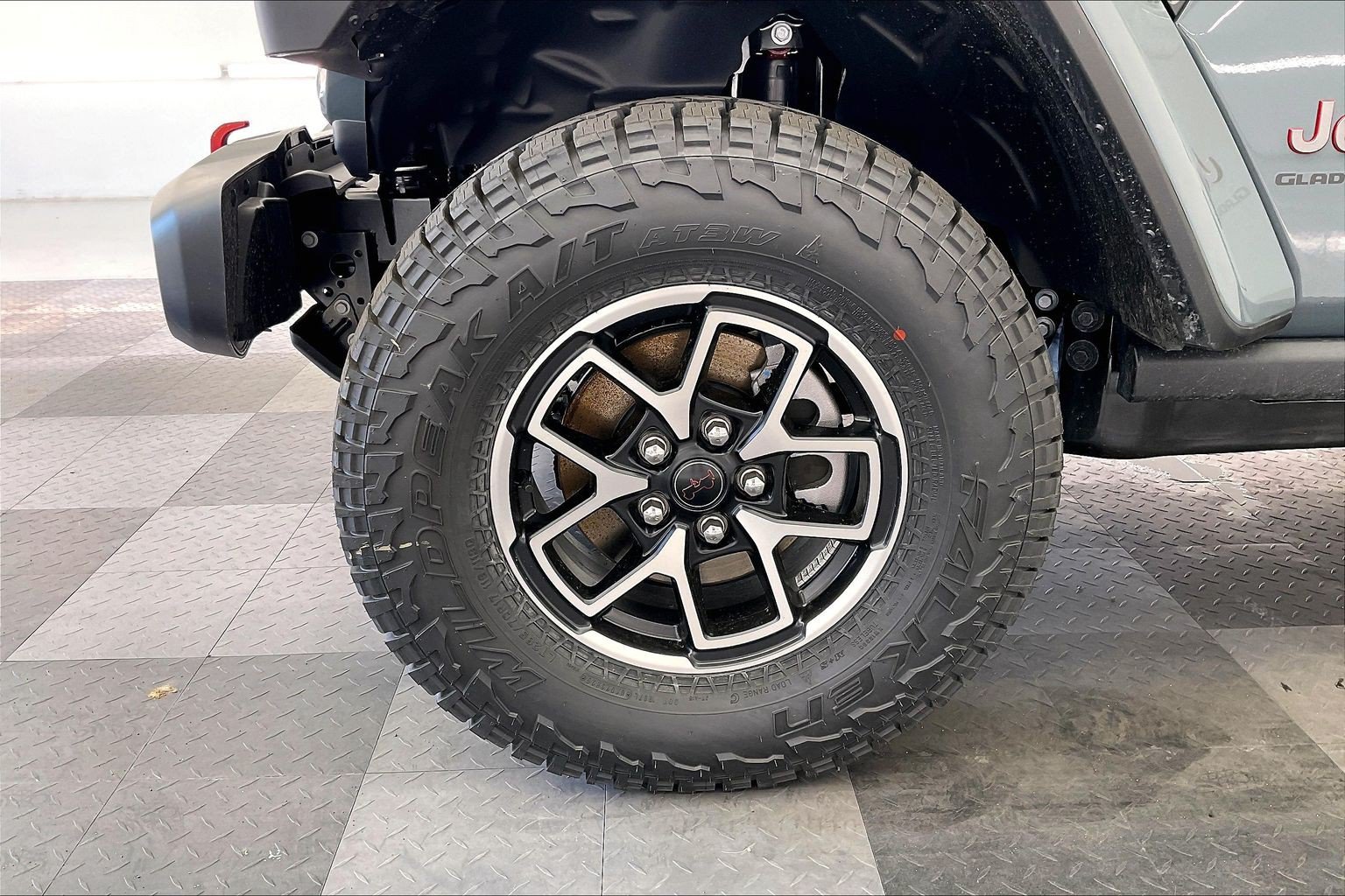 New 2026 Jeep Gladiator Rubicon w/ Steel Power Dome Hood Package AWD/4WD image 14